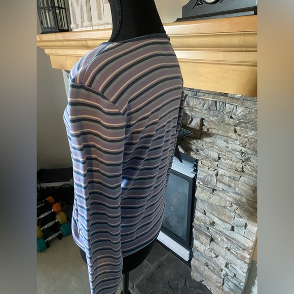 Gap Striped Long Sleeve - Picture 3 of 4